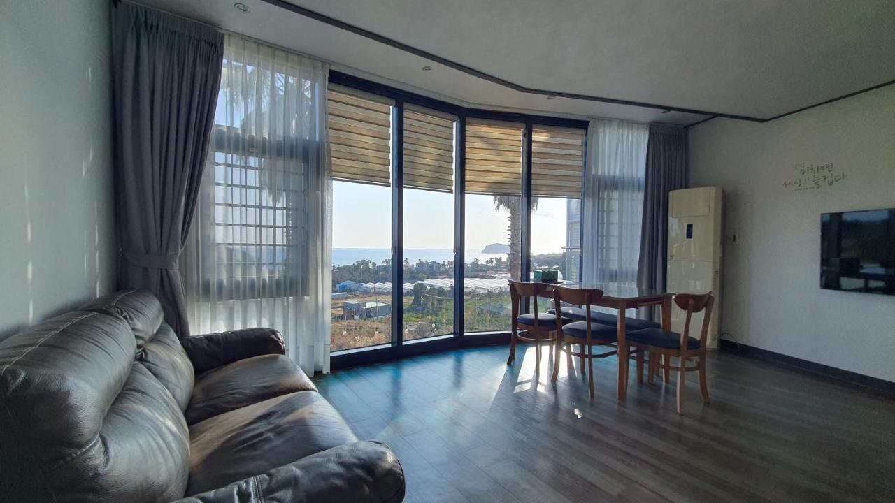 Beewool Chaewool Pension Seogwipo Exterior foto